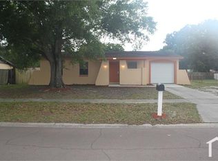 8521 Fish Lake Rd, Tampa, FL 33619