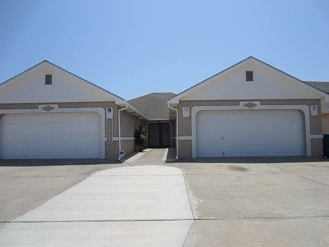 1st image of 13913 Mingo Cay Ct #B