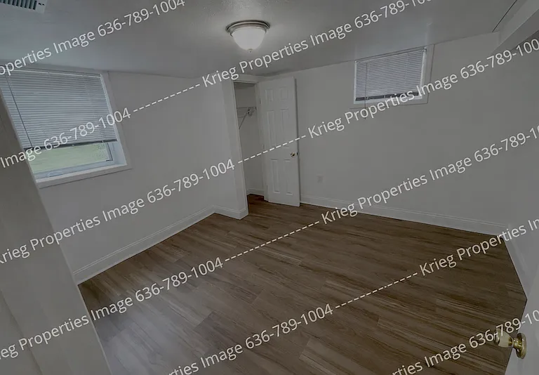 128 N 10th St — Photo 2