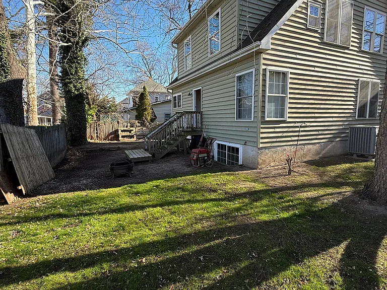17 Elm Rd — Photo 16