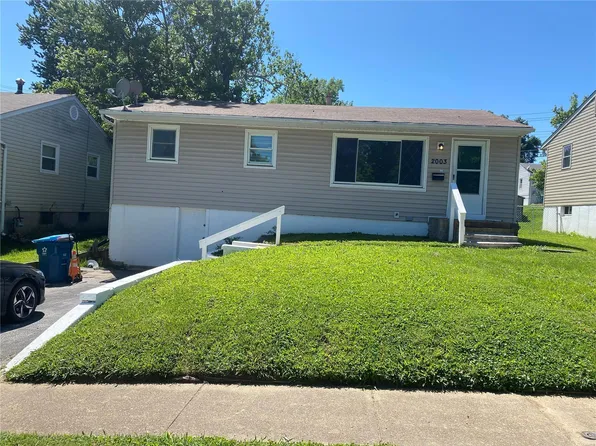 2003 Huntington Ave, Saint Louis, MO 63114
