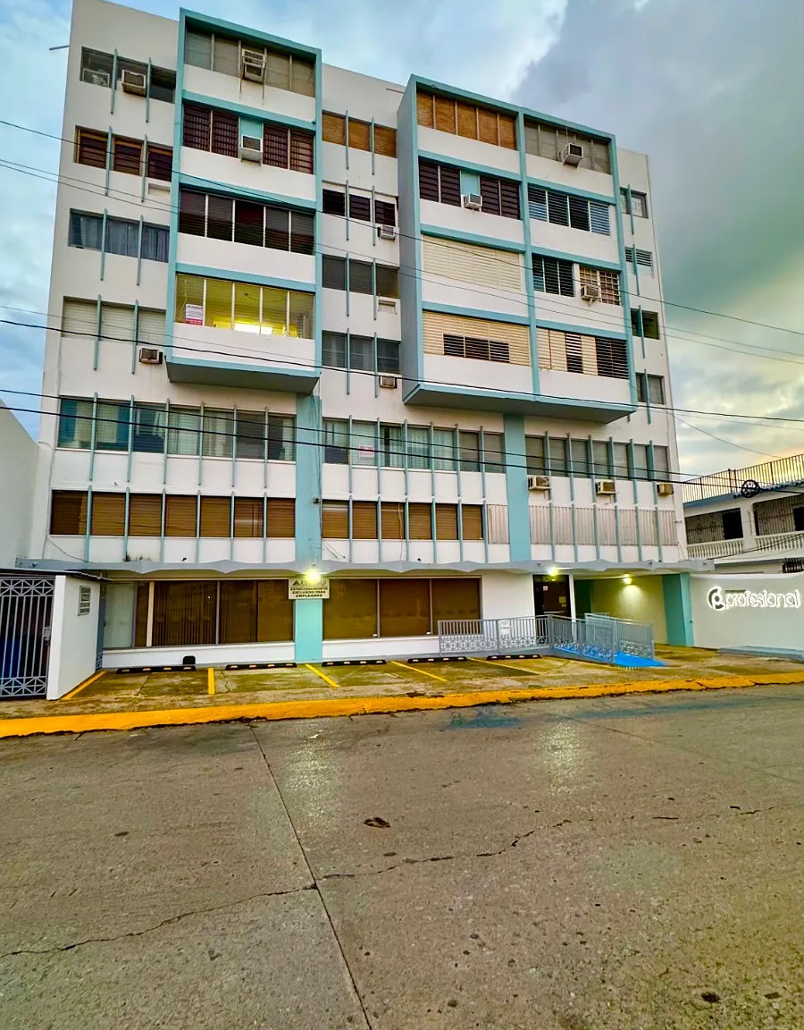 2 bed, 1.0 bath, $1,250 — Photo 1