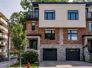 255 Park St S, Hamilton, ON L8P3G3
