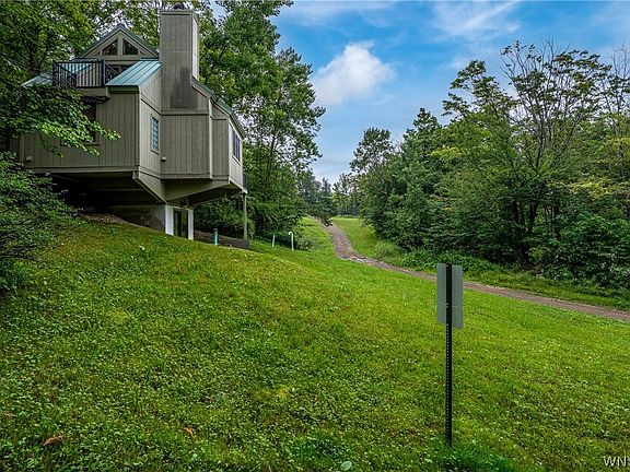 4th image of 12 Abbott Hill Road Ext