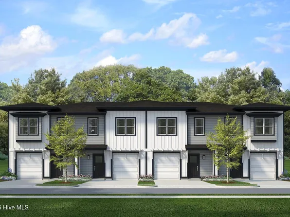 730 S Bennett Street #244, Southern Pines, NC 28387