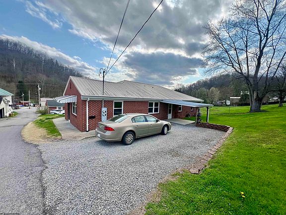2nd image of 803 Airforce Rd