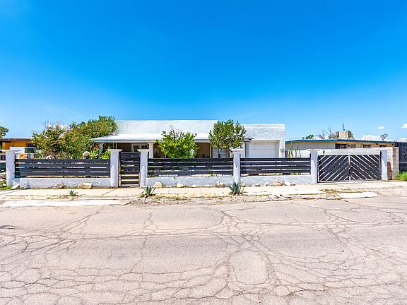 2nd image of 2311 E Parkside Dr