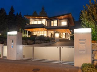 3023 Mathers Ave, West Vancouver, BC V7V 2K3