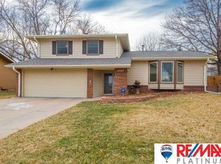 5624 S 151st St, Omaha, NE 68137