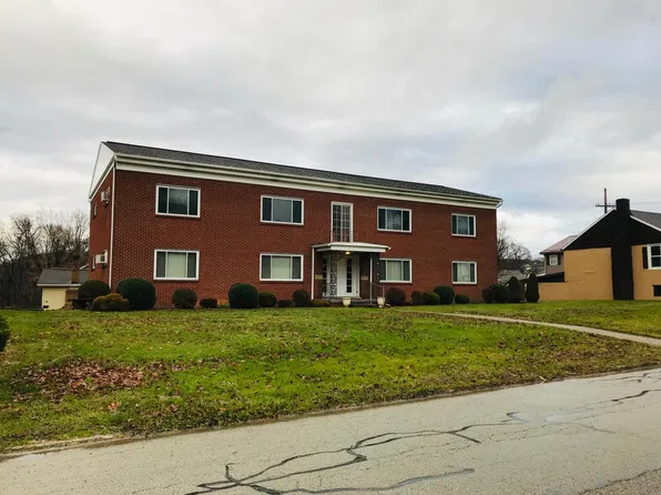 512 S 5th St, Youngwood, PA 15697