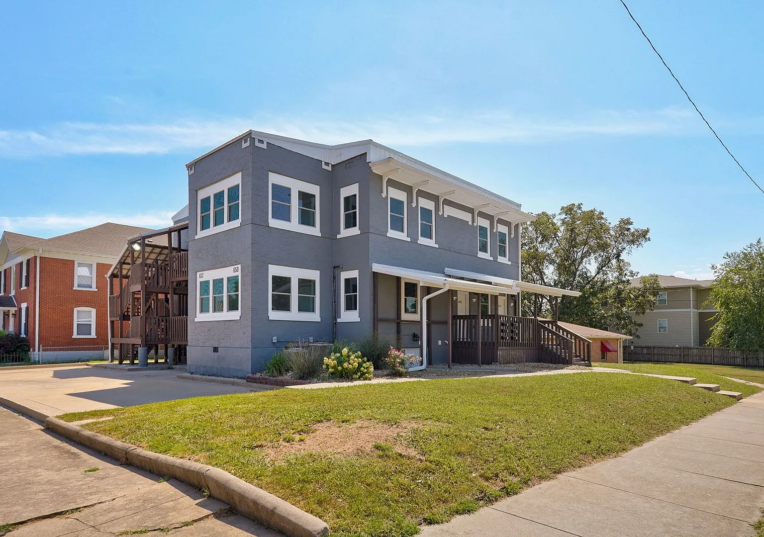 Utilities Included!! Spacious 2-Bedroom, 1-Bathroom Home Available Now!! — Photo 1