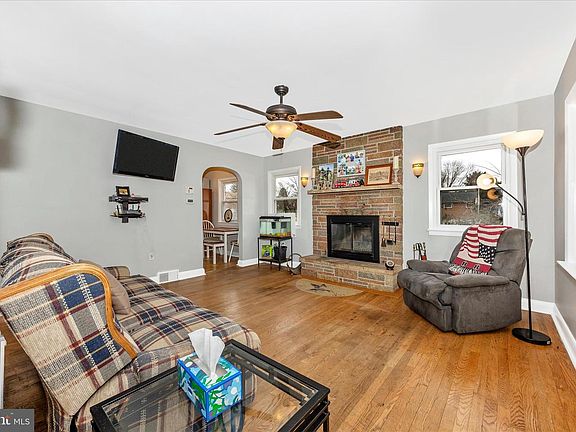 5th image of 9711 Chapelwood Ln