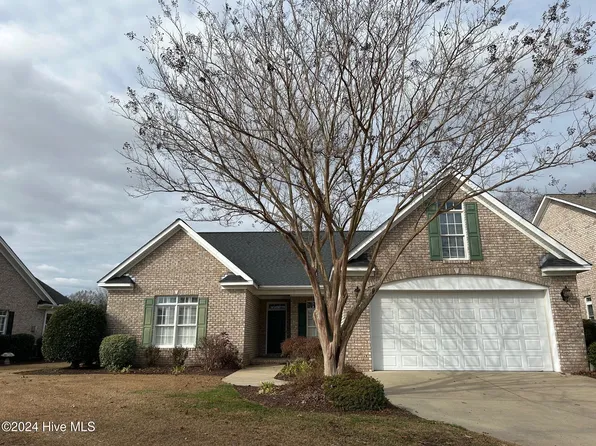 312 Pinnacle Pl, Greenville, NC 27834