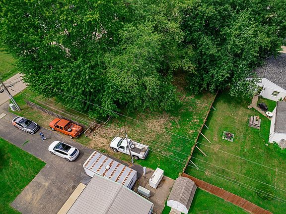 5th image of 565 Belleview Ave