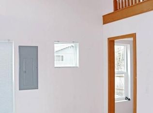 8020 Seacliff St, Anchorage, AK 99502