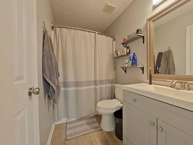 5 Chatelaine Cir SE — Photo 11