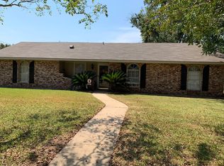 1916 Mohon St, Alexandria, LA 71301