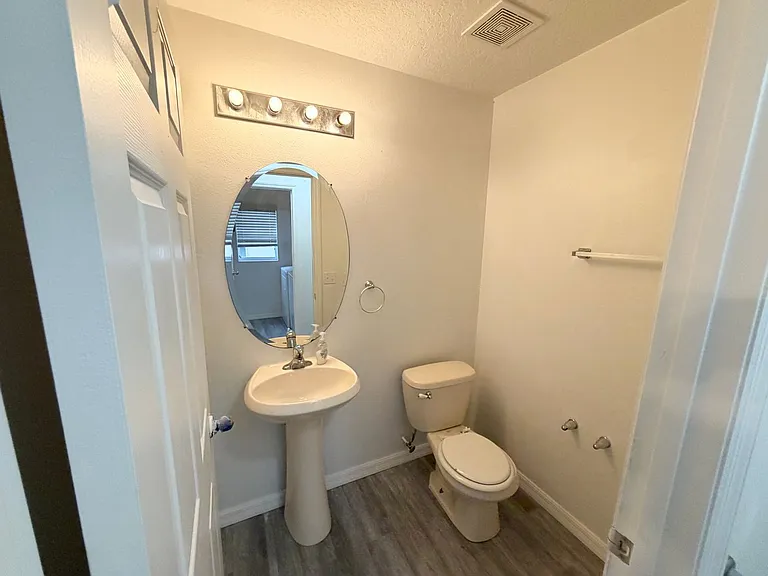 301 Shad Way — Photo 8