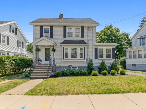 18 Roberts Rd, Medford, MA 02155