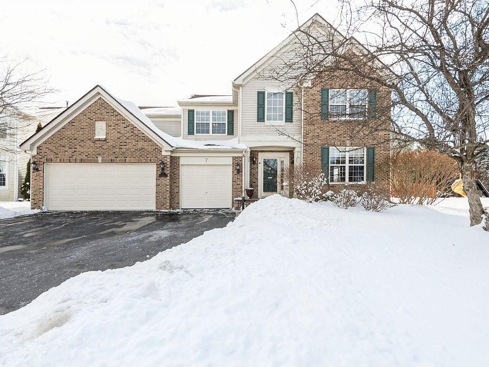 1st image of 7 W Ellington Ct