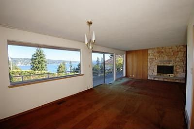 5th image of 13019 42nd Ave NE