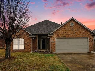 1800 Jordan Dr, Moore, OK 73160