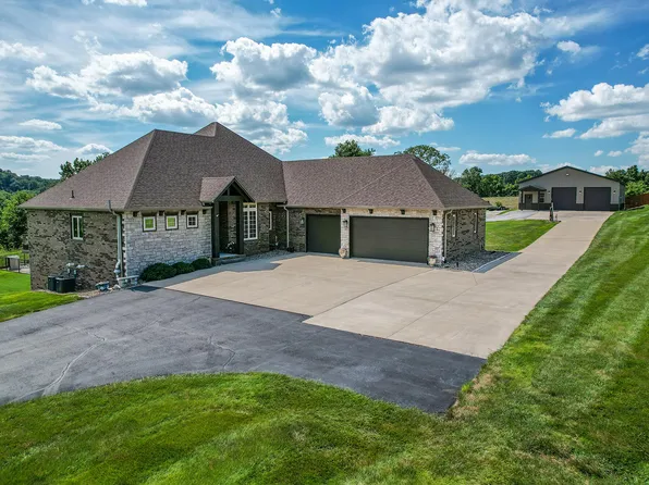 932 Caliburn Drive, Nixa, MO 65714