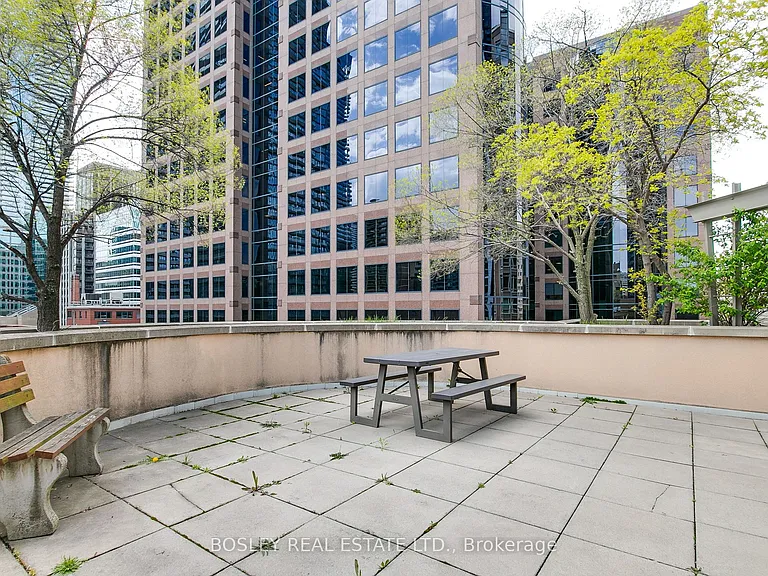 99 Hayden St #806 — Photo 31