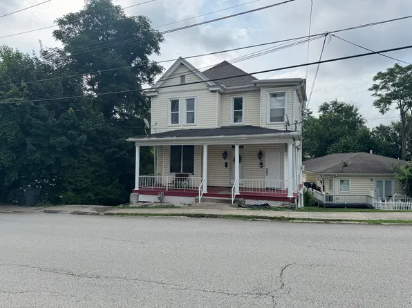 38 N Mount Vernon Ave #2, Uniontown, PA 15401