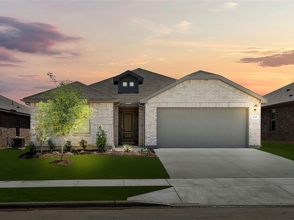 1st image of 317 Bent Oak Dr