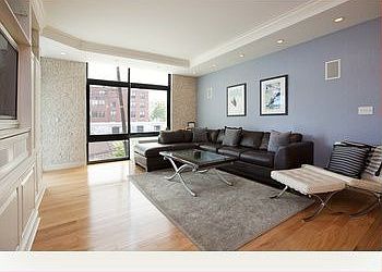 2nd image of 4744 Vernon Blvd