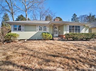 361 Scott Ave, Glen Ellyn, IL 60137