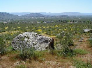 1 Susie Ln, Apple Valley, CA 92307