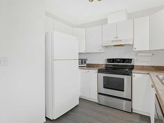 4th image of 7209 SW 105th St
