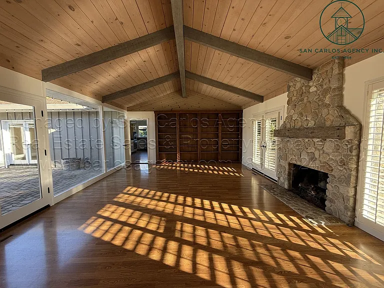 7042 Valley Greens Cir — Photo 5