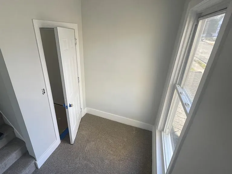 12 Phillips St #3 — Photo 3