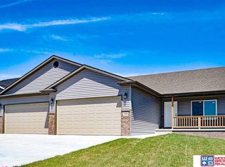 7344 Swiss Alps Ave, Lincoln, NE 68516