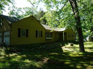 70 Duck Cove Rd, North Kingstown, RI 02852