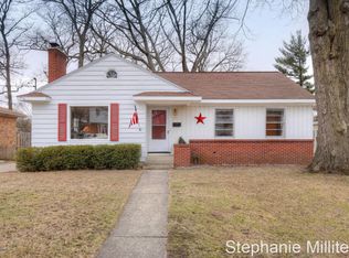 223 Wallinwood Ave NE, Grand Rapids, MI 49503