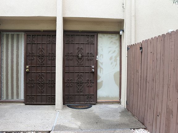3rd image of 15540 Sherman Way APT 17
