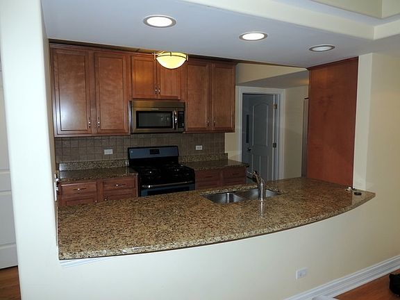 2nd image of 4833 N Olcott Ave Unit 309