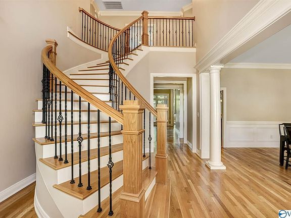 5th image of 2905 Tantallon Dr SE