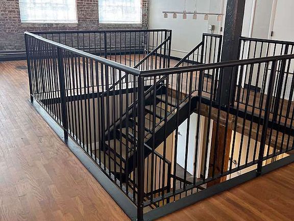 5th image of 301 Bradley St APT C3