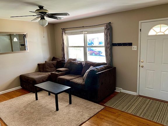 2nd image of 4524 Crestline Dr
