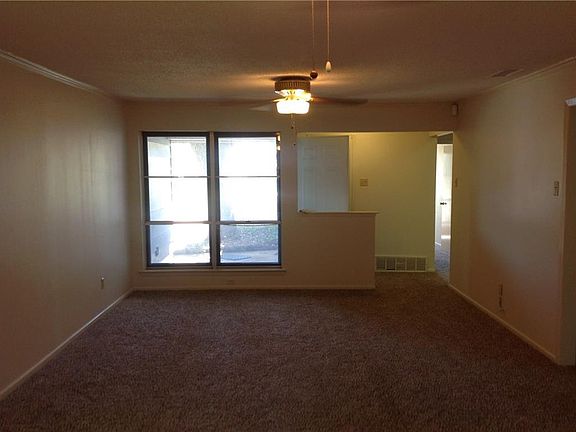 4th image of 2809 Bamboo St