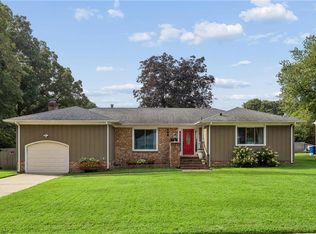208 Tabbs Ln, Newport News, VA 23602