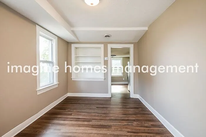 1469 Lakeland Ave — Photo 6