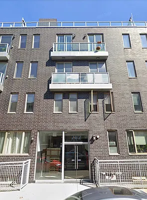 Rented by Oxford Property Group | media 32