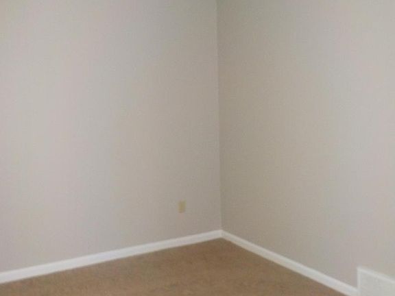3rd image of 3749 Vanderwood Dr