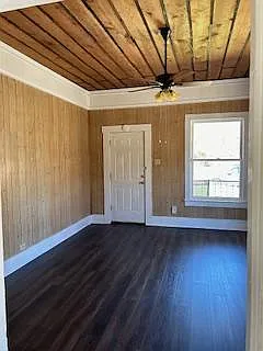 1611 Elizabeth Ave — Photo 9